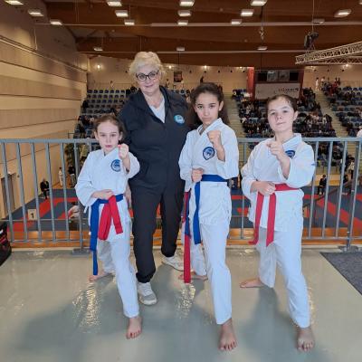 Bernadette et les filles