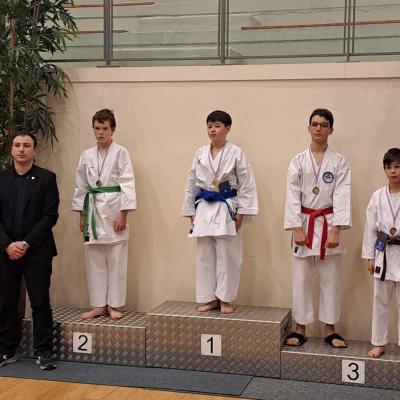 Podium elias 1